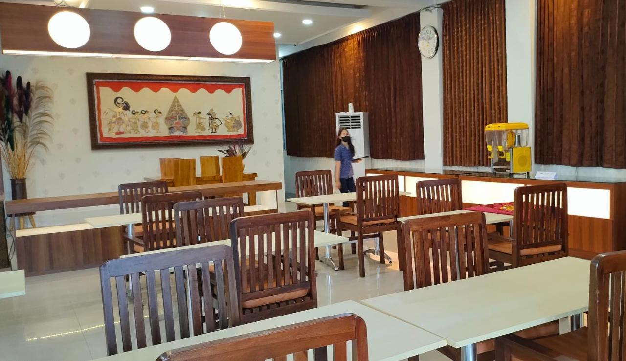 Golden Ganesha Hotel Yogyakarta By Ecommerceloka Gondowulung Kültér fotó