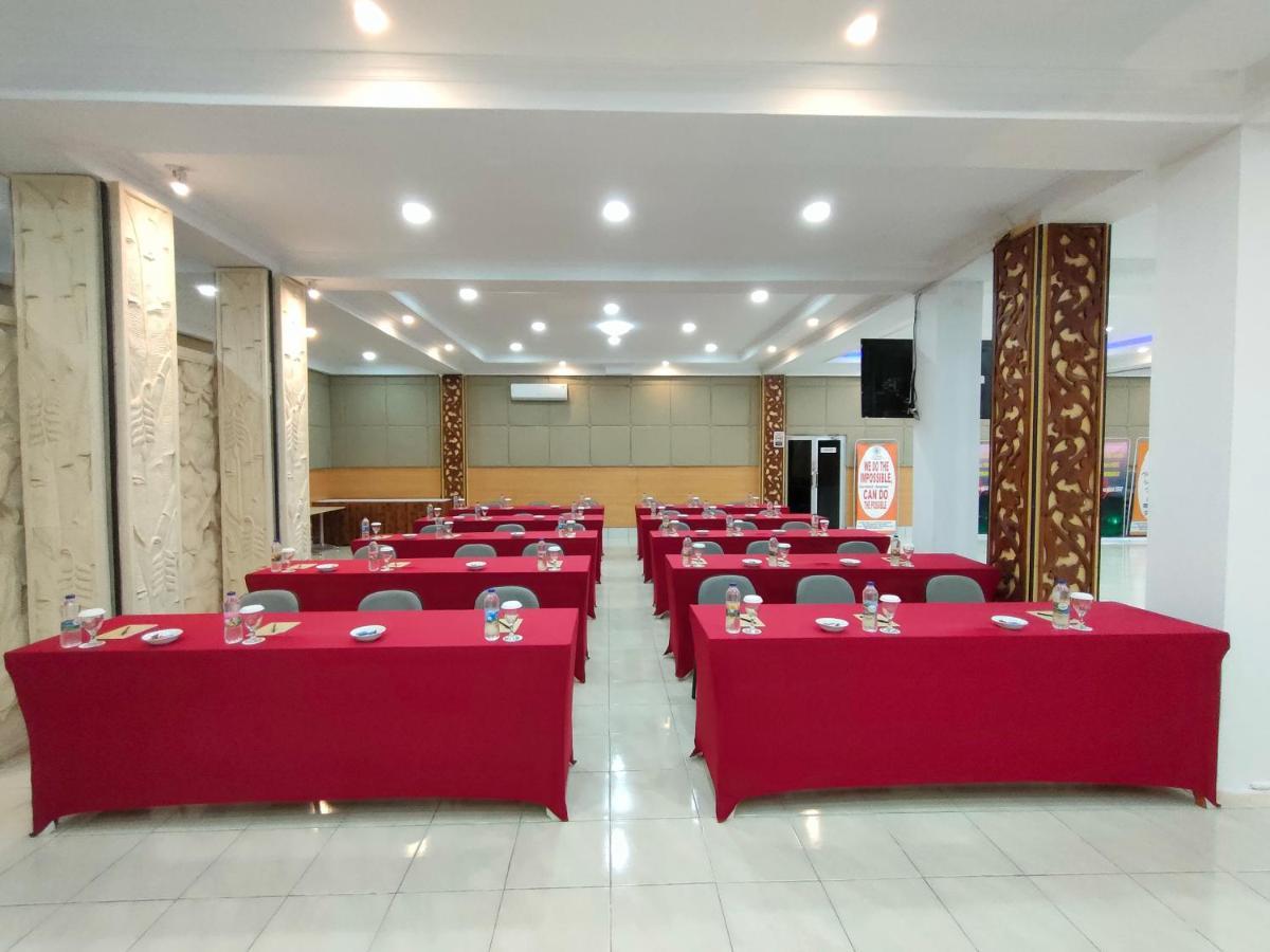 Golden Ganesha Hotel Yogyakarta By Ecommerceloka Gondowulung Kültér fotó